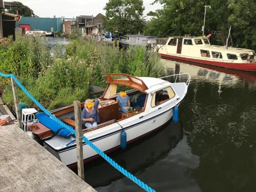 Hele leuke kajuitboot