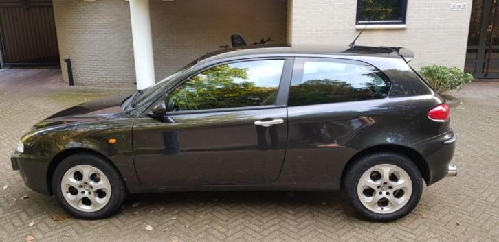 Hele mooie Alfa 147 2e eig150150 km Nap Apk nieuw 24-10-2019