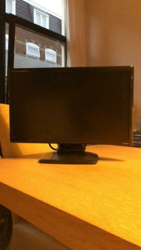 Hele mooie iiyama monitor 21 inch.