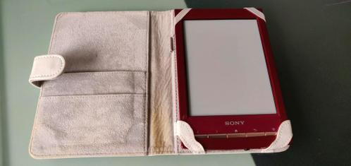 Hele mooie rozerode Sony ereader PRS - T1  met hoesje.