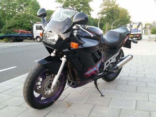 Hele mooie Suzuki GSX600F in uitzonderlijk nette staat