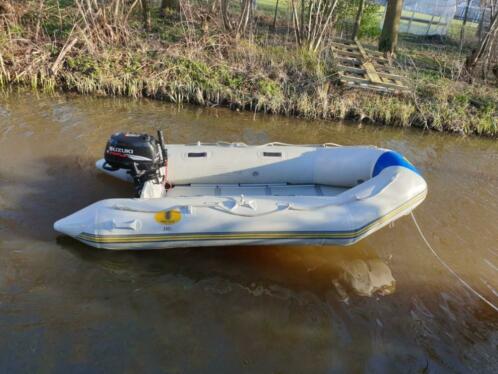 Hele mooie zodiac rubberboot met 6 pk suzuki