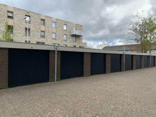 Hele nette garagebox te huur in Amersfoort (per direct)