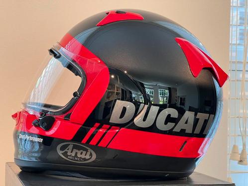 Helm Arai Ducati maat S