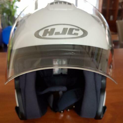 Helm wit, zo goed als nieuw, rekening aanwezig