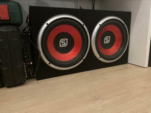 High End set 2x Subwoofer  1x versterker 1500w totaal