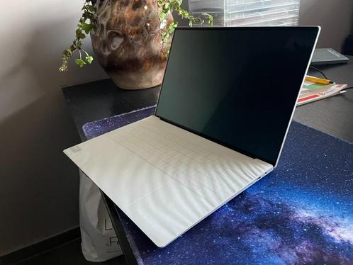 Highend laptop Dell XPS-gloednieuw-aankoop verkeerd model