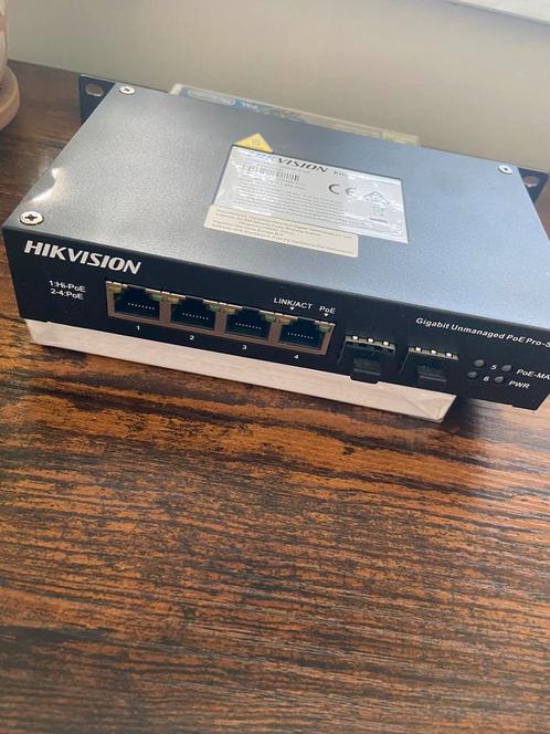 Hikvision GB POE switch 4 channel high power poe