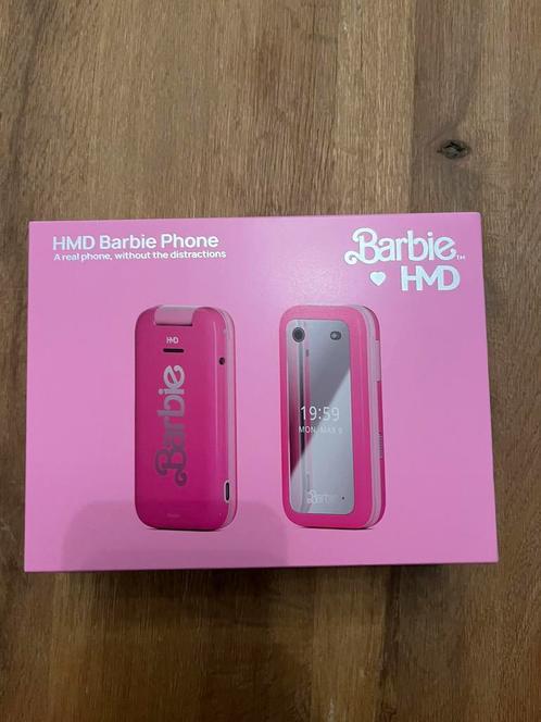 HMD Barbie Phone