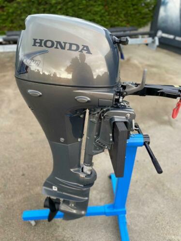 Honda 10 pk langstaart quotspecial paintquot