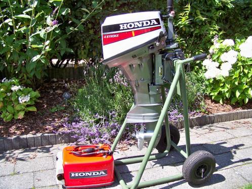 Honda 8pk BF8A kortstaart 4-takt met Honda tank