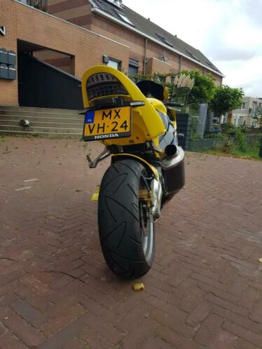 Honda 954 RE