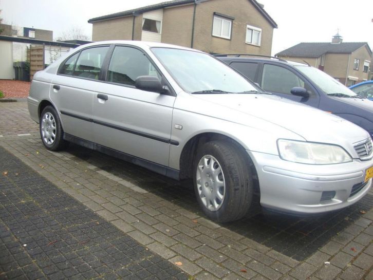Honda Accord 1.8 I HB S 2000 Grijs igst 121 dkm 2e eigenaar