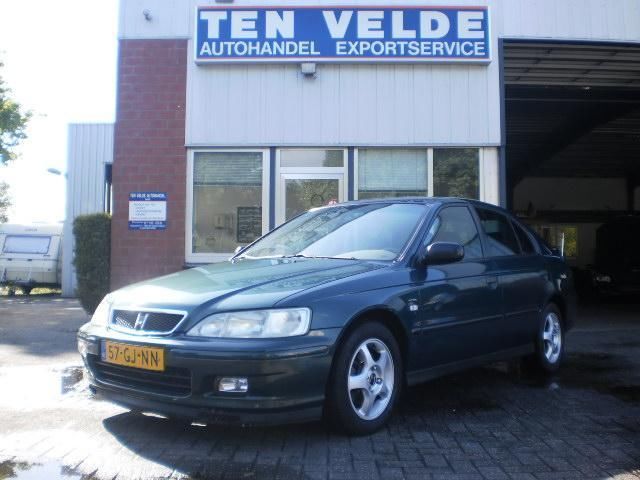 Honda Accord 1.8i LS vtec 136pk airco,el.pakket (bj 2001)