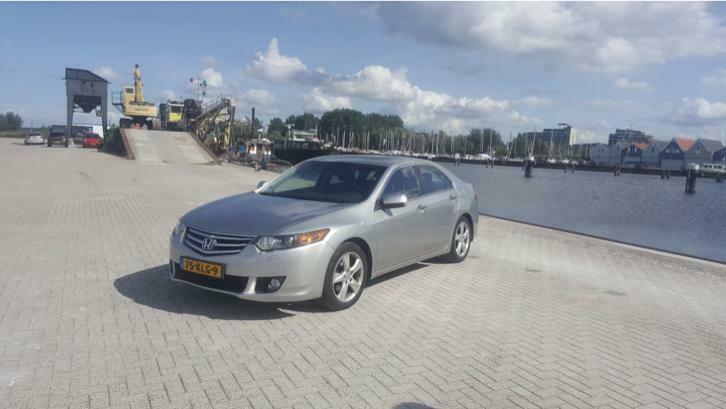 Honda Accord 2.0 Executive Navi leer AUT 2010 Grijs flippers