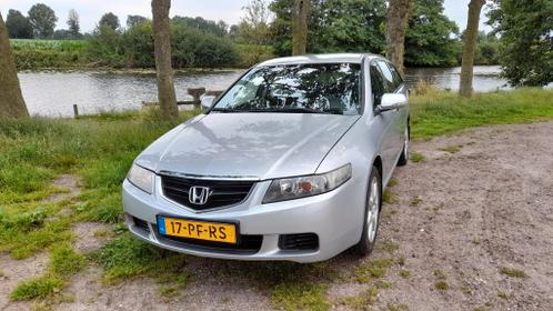 Honda Accord 2.0 I Tourer Comfort AUT 2004 Grijs