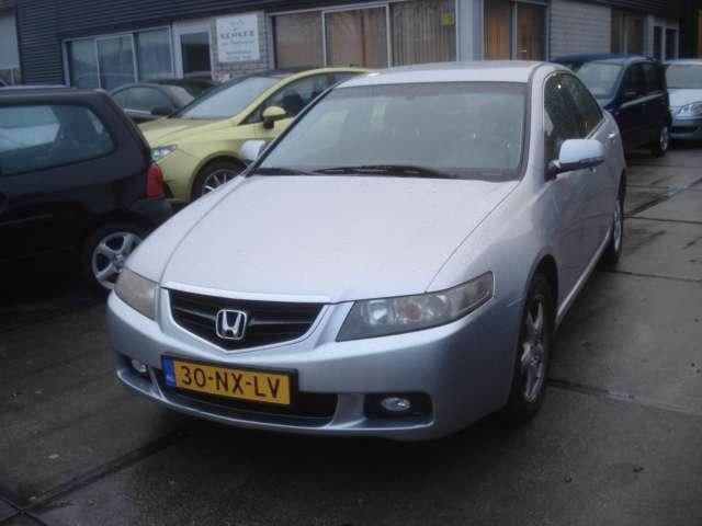 Honda Accord 2.0i Comfort AUTOMAAT AIRCO 3-2004