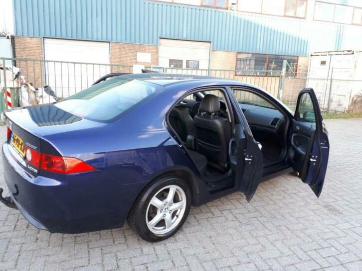 Honda Accord 2.2 Ctdi Sedan 2004 Blauw NIEUW APK 28-04-2020