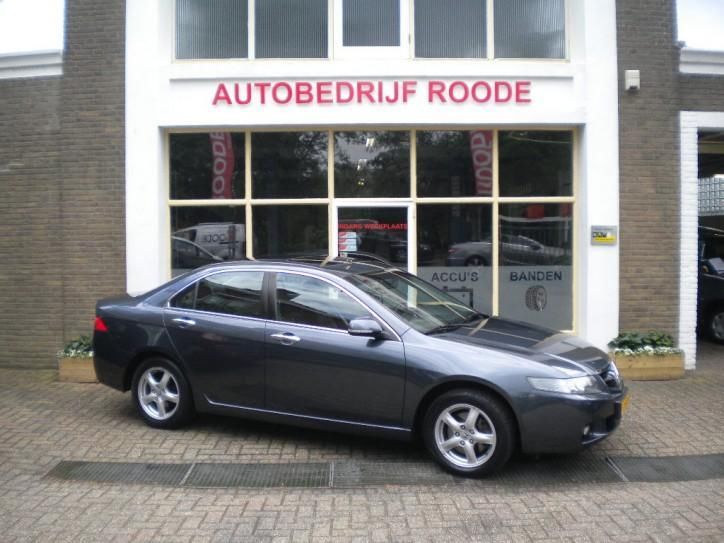 Honda Accord 2.4i Executive ZEER MOOI,CLIMA,NAP  (bj 2004)
