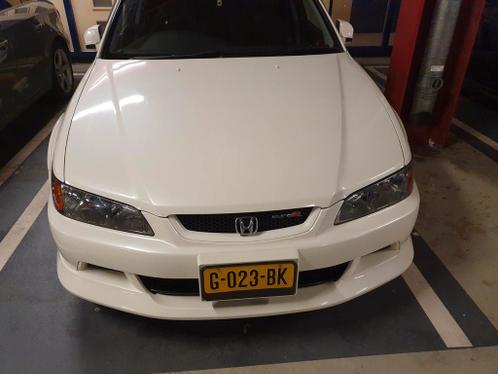 Honda Accord Euro R 2001 RHD   white pearl 