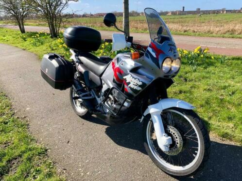 Honda Africa Twin 750 RD07 XRV