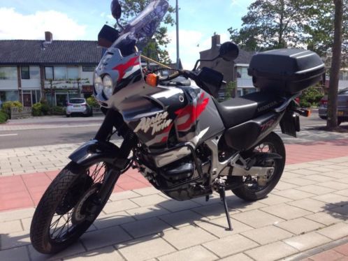 Honda Africa Twin XRV 750