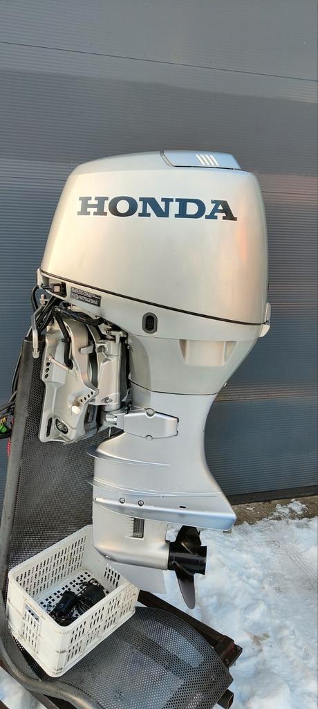 Honda BF 50 4 takt en zeer nette staat.
