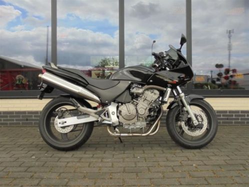 Honda cb 600 s hornet - 03902 - 18.619 km - nieuwst. - bovag