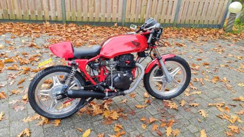 Honda cb250n caferacer