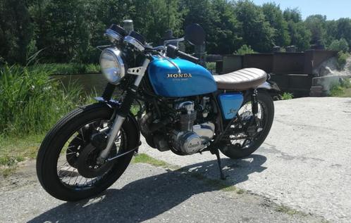Honda cb550 uit 1976 cafe racer brat style