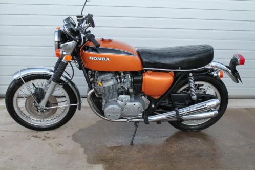 Honda cb750 k2 en honda cb 500 van 1974