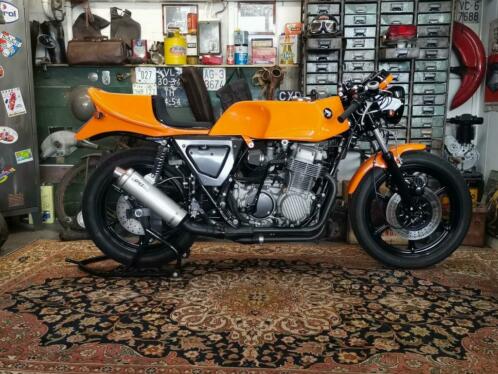 Honda Cb750f CaferacerRacer