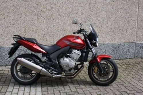 Honda CBF600NA (bj 2009)