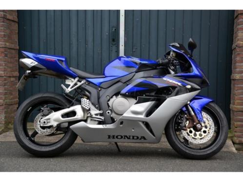 HONDA CBR 1000 RR FIREBLADE (bj 2005)