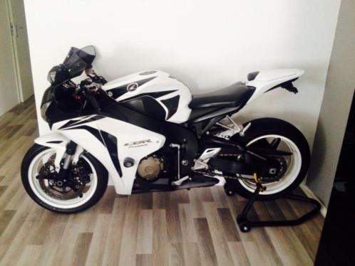 Honda CBR 1000 RR fireblade uniek