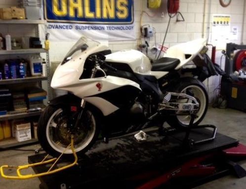 Honda CBR 1000RR Fireblade