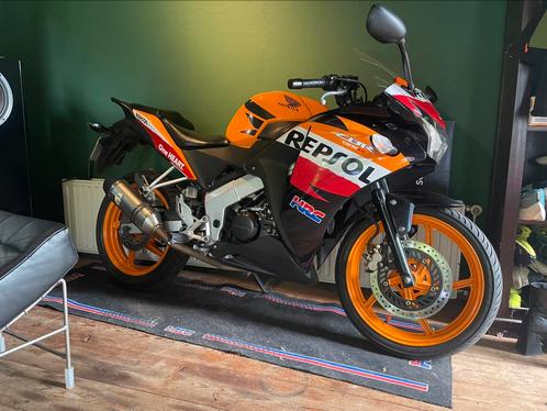 Honda CBR 125 r A1 motor Repsol