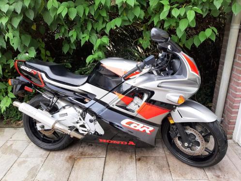 honda cbr 600 f2