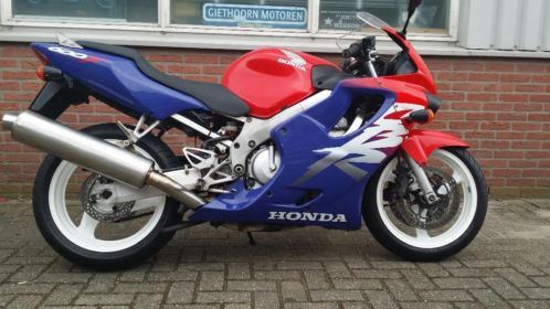 Honda cbr 600 f4 cbr600f