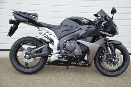 HONDA Cbr 600 Rr 