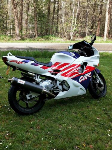 Honda cbr 600f