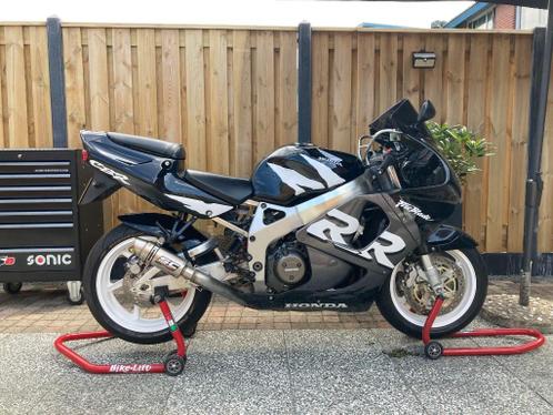 Honda CBR 900 RR Fireblade 1998