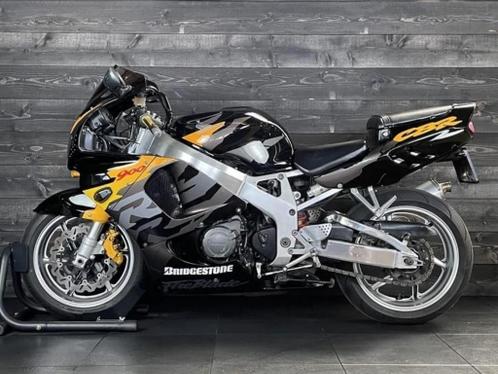 Honda CBR 900 RR FireBlade