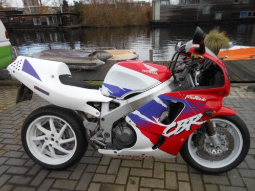 Honda cbr 900 rr Fireblade voorjaarsprijs