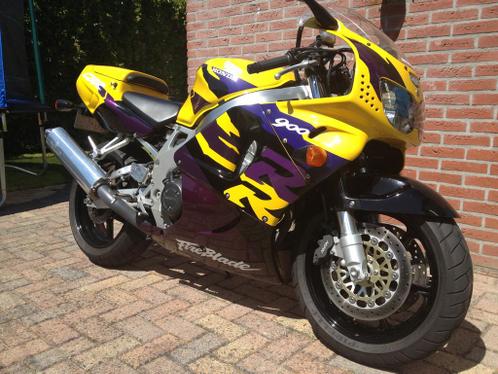 Honda CBR 900RR Fireblade 1997