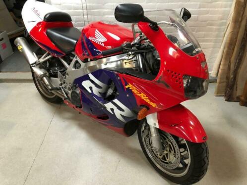 Honda CBR 919 RR Fireblade SC33 