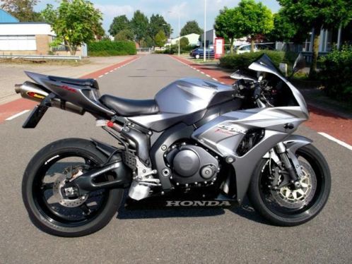 Honda CBR1000RR Fireblade