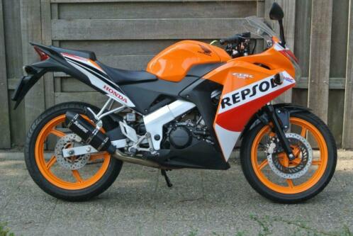 HONDA CBR125R REPSOL 25KW  voor rijbewijs A1