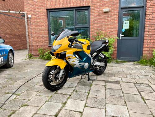 Honda CBR600F Ultima Light Heel netjes groot onderhoud gehad