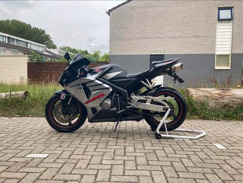 Honda CBR600RR 2005